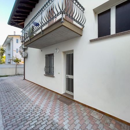 Villa Casa Guglielmo E Anna Lignano Sabbiadoro Exterior foto