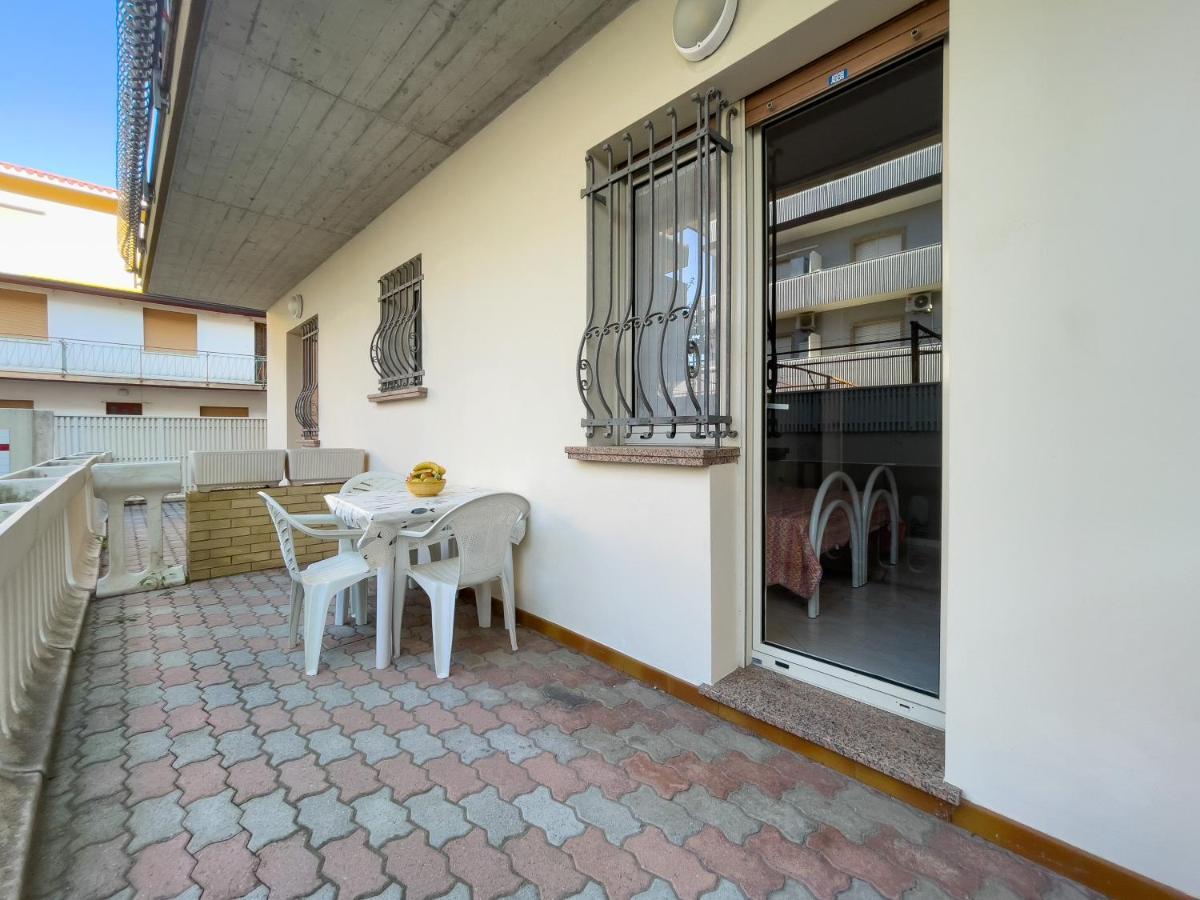 Villa Casa Guglielmo E Anna Lignano Sabbiadoro Exterior foto